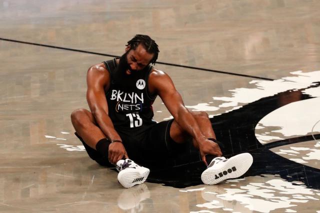 九游官方网站-哈登受伤吓出纳什一身冷汗 大胡子也该适当轮休？